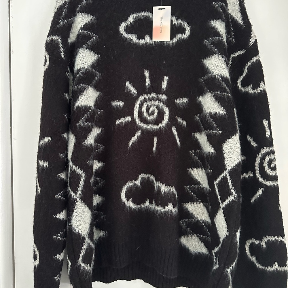 BNWT (sold out) The NKC Store Clare Sweater sun cloud B/W Graphic Sweater O/S - Picture 5 of 10